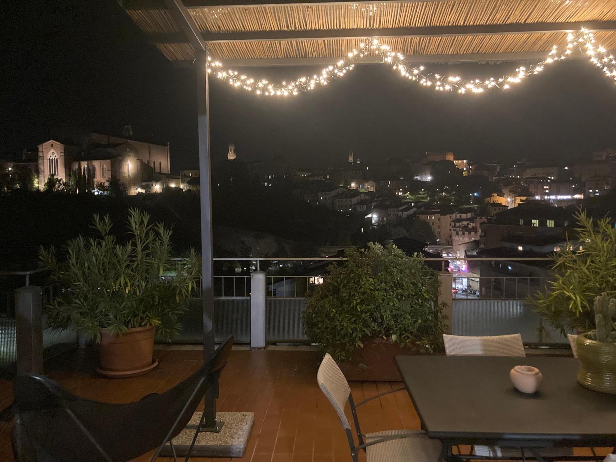 Apartamento Attico San Francesco Siena Exterior foto