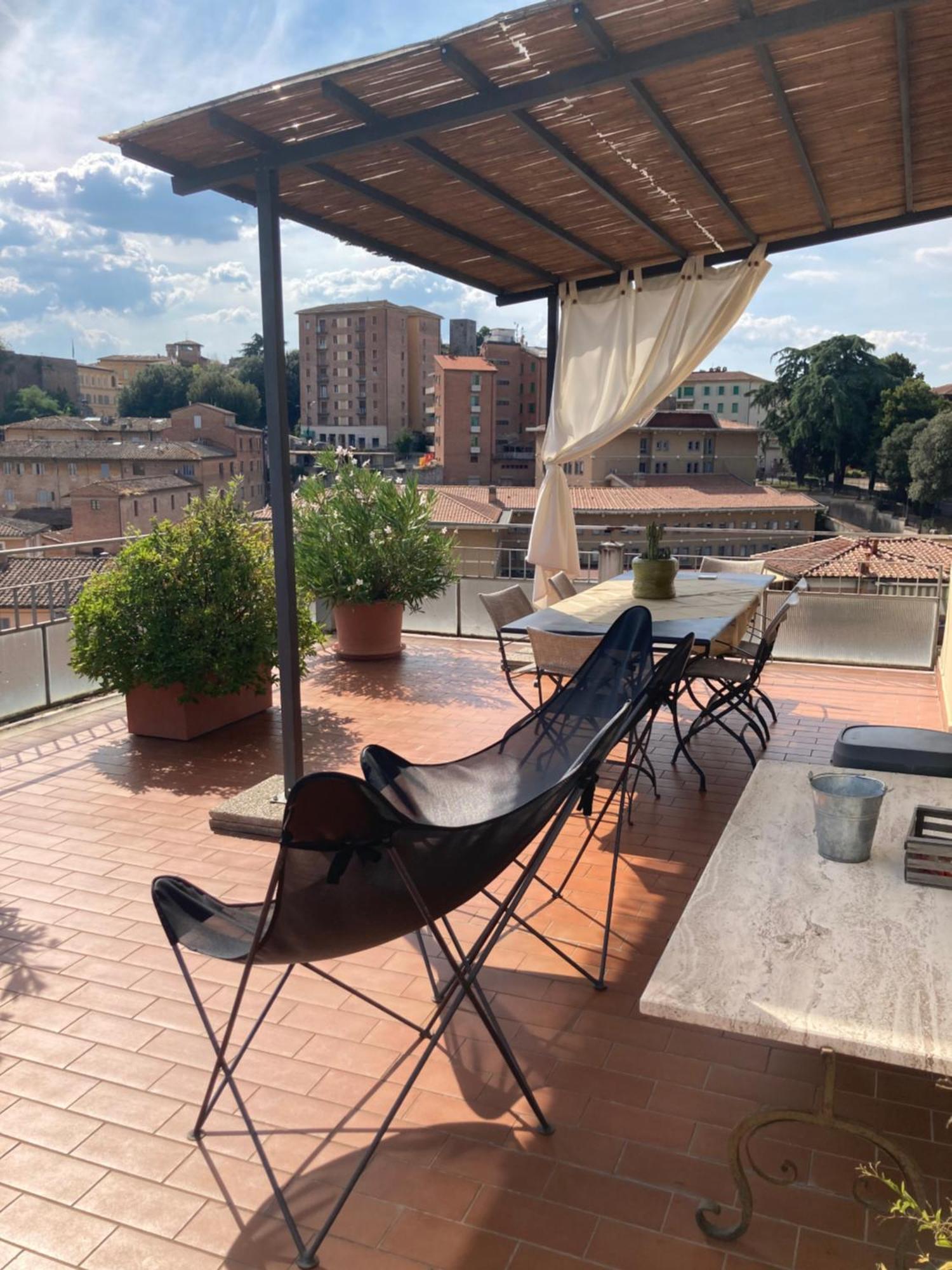 Apartamento Attico San Francesco Siena Exterior foto